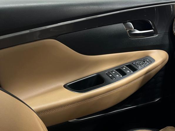 Hyundai Santa Fe IV Рестайлинг с пробегом 2021 года, цена 2 980 000 рублей, 115500 км, внедорожник, Автокод Объявления