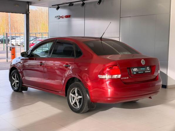 Volkswagen Polo V с пробегом 2011 года, цена 640 000 рублей, 211633 км, седан, Автокод Объявления