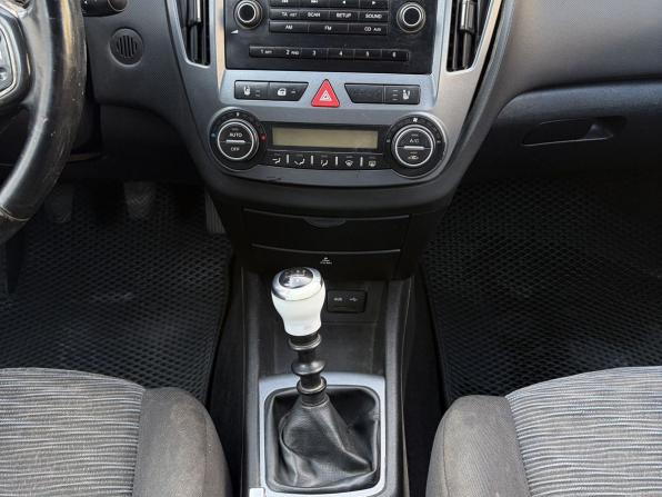 Kia Ceed I с пробегом 2009 года, цена 550 000 рублей, 235038 км, хэтчбек, Автокод Объявления