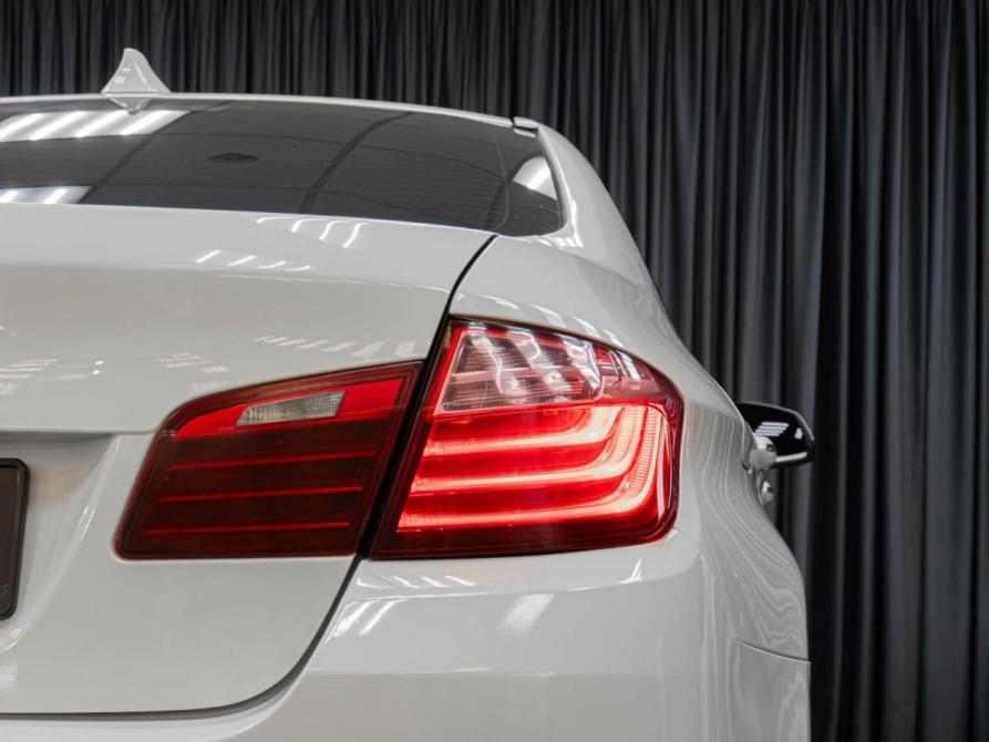 BMW 5 серии VI (F10/F11/F07) Рестайлинг Тюмень  - изображение 6
