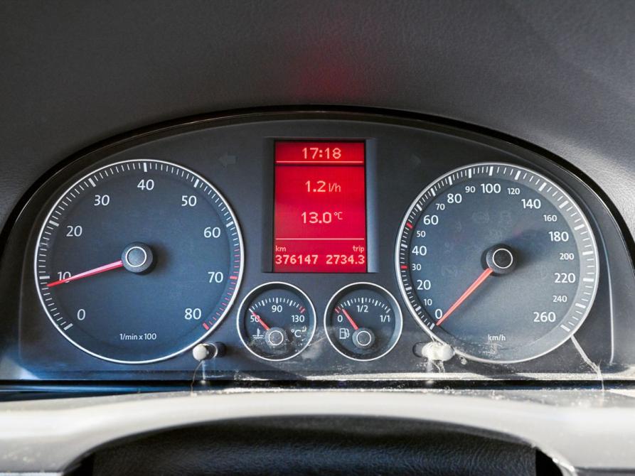 Volkswagen Touran I Рестайлинг Екатеринбург  - изображение 10