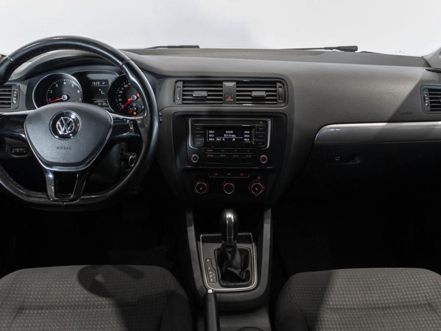 Volkswagen Jetta VI Рестайлинг Казань  - изображение 6