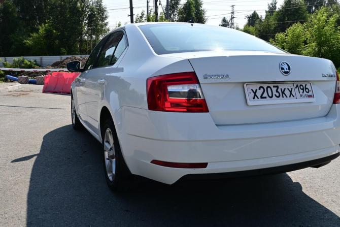 Skoda Octavia III (A7) Рестайлинг с пробегом 2019 года, цена 1 730 000 рублей, 96000 км, лифтбек, Автокод Объявления