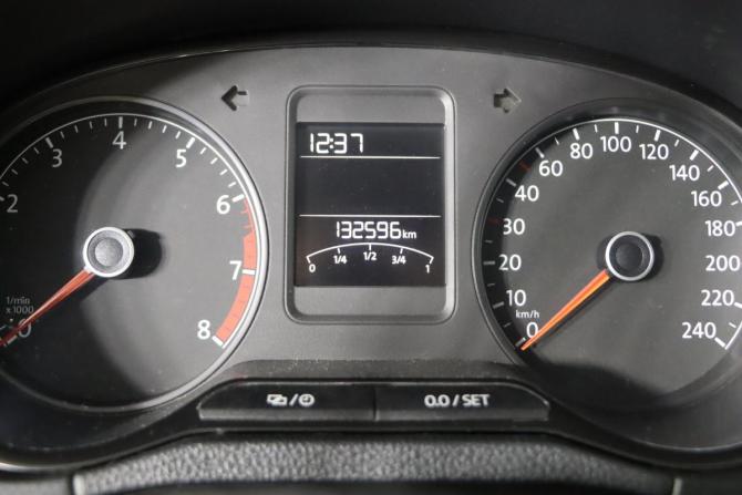 Volkswagen Polo V Рестайлинг с пробегом 2016 года, цена 1 079 990 рублей, 132569 км, седан, Автокод Объявления