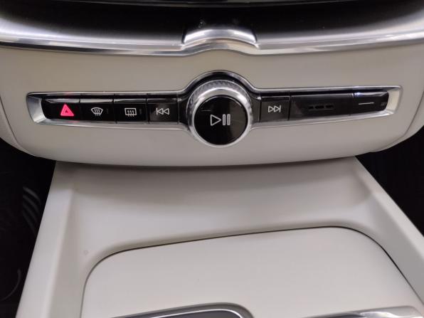 Volvo XC60 II с пробегом 2018 года, цена 3 140 000 рублей, 89898 км, внедорожник, Автокод Объявления