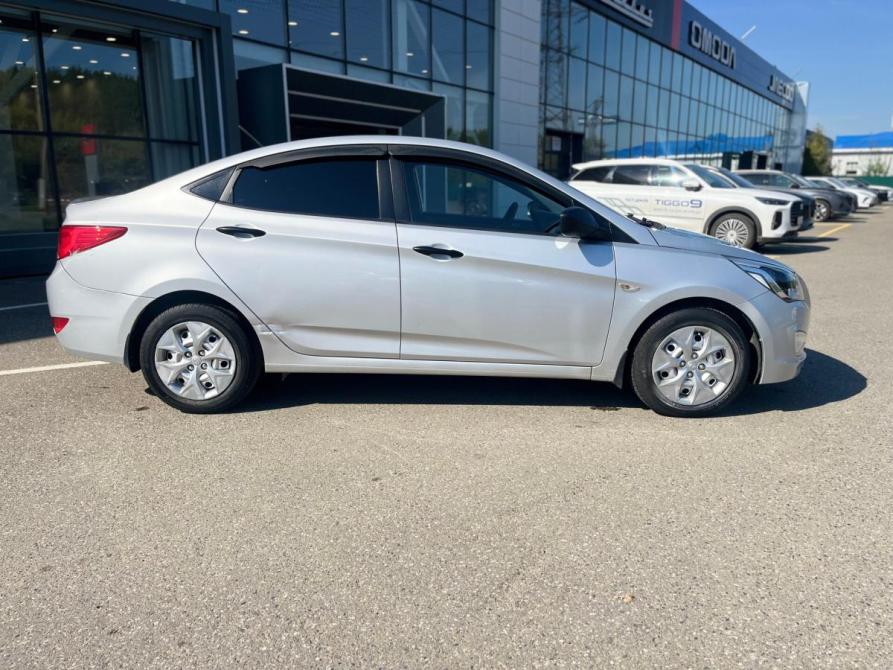 Hyundai Solaris I Рестайлинг Томск  - изображение 9