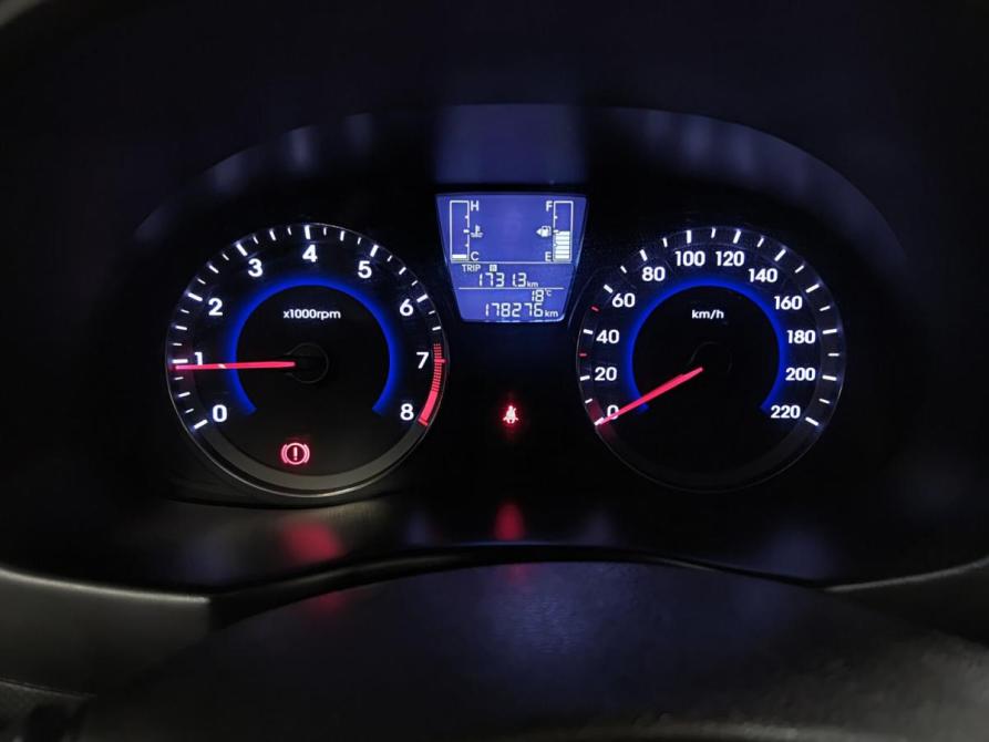 Hyundai Solaris I Рестайлинг Казань  - изображение 16