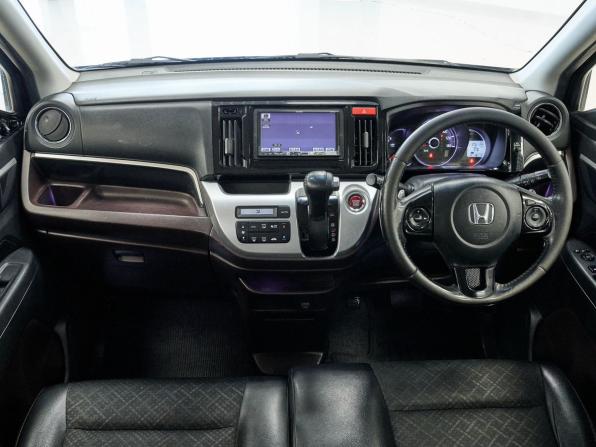 Honda N-WGN I с пробегом 2015 года, цена 650 000 рублей, 201352 км, хэтчбек, Автокод Объявления
