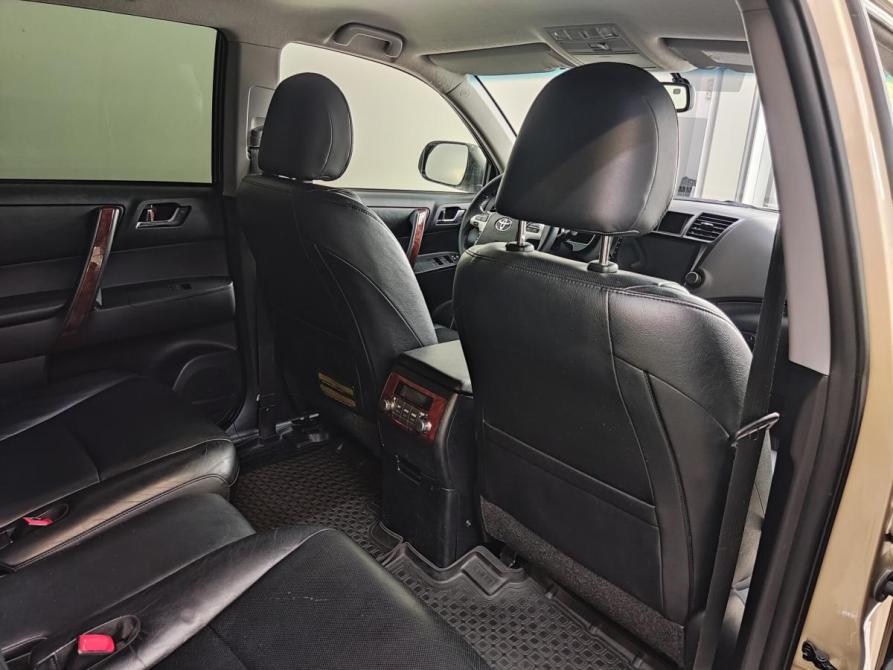 Toyota Highlander II (XU40) Рестайлинг Барнаул  - изображение 19