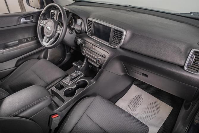 Kia Sportage IV Рестайлинг с пробегом 2020 года, цена 2 369 000 рублей, 89000 км, внедорожник, Автокод Объявления