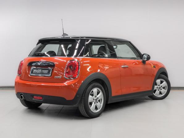 Mini Hatch III (F55/F56) Рестайлинг с пробегом 2019 года, цена 1 915 000 рублей, 42925 км, хэтчбек, Автокод Объявления