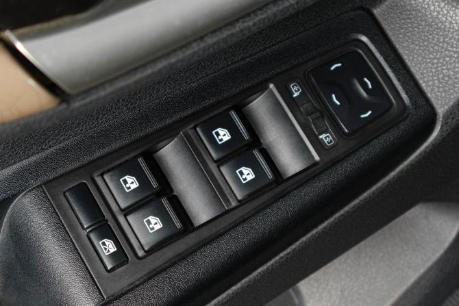 Lada (ВАЗ) Vesta I с пробегом 2016 года, цена 739 000 рублей, 130000 км, седан, Автокод Объявления