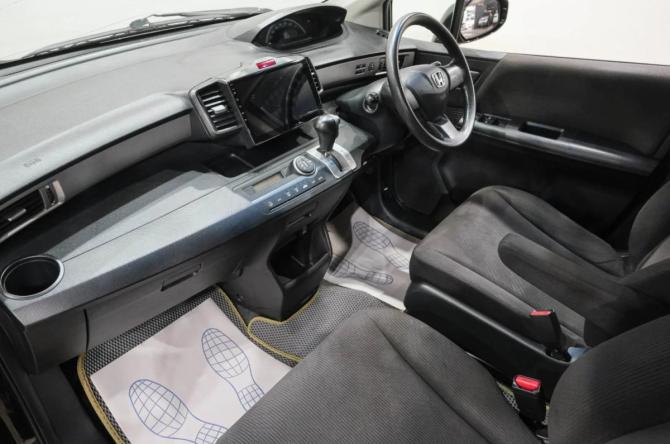 Honda Freed I с пробегом 2011 года, цена 969 000 рублей, 203000 км, компактвэн, Автокод Объявления