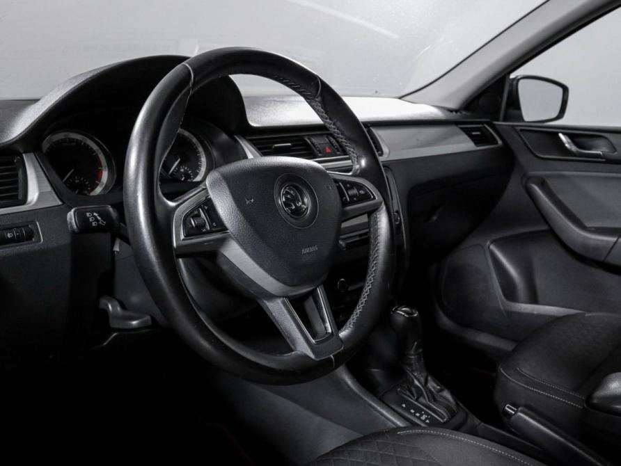 Skoda Rapid I Москва  - изображение 15