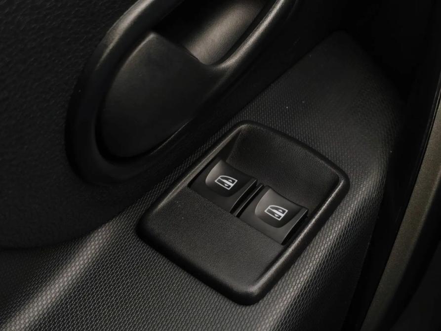 Renault Sandero II Рестайлинг Санкт-Петербург  - изображение 14