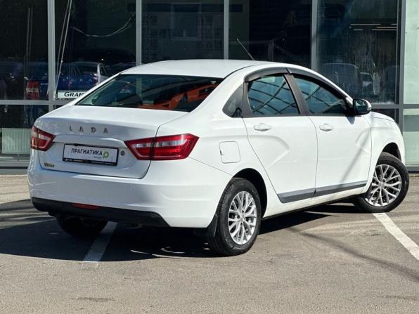 Lada (ВАЗ) Vesta I с пробегом 2017 года, цена 689 000 рублей, 127000 км, седан, Автокод Объявления