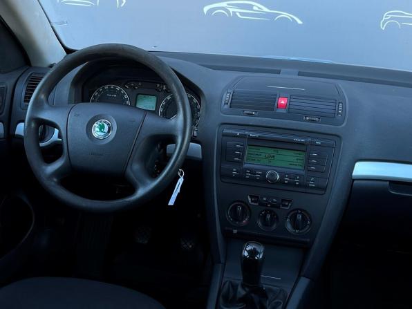 Skoda Octavia II (A5) с пробегом 2008 года, цена 359 400 рублей, 335047 км, лифтбек, Автокод Объявления
