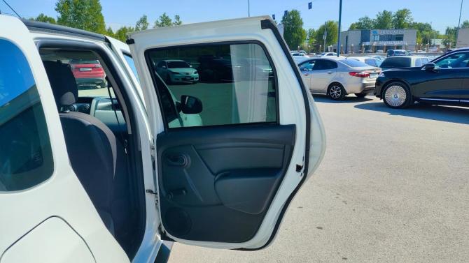 Renault Duster I Рестайлинг с пробегом 2018 года, цена 1 355 000 рублей, 85000 км, внедорожник, Автокод Объявления