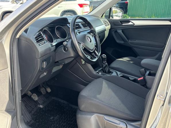 Volkswagen Tiguan II с пробегом 2019 года, цена 2 450 000 рублей, 39122 км, внедорожник, Автокод Объявления