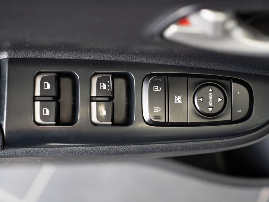 Kia Rio IV Ростов-на-Дону  - изображение 13