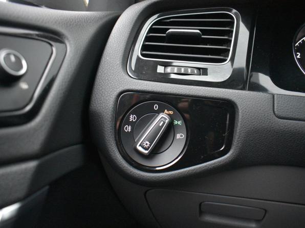 Volkswagen Golf VII с пробегом 2013 года, цена 1 399 000 рублей, 111000 км, хэтчбек, Автокод Объявления