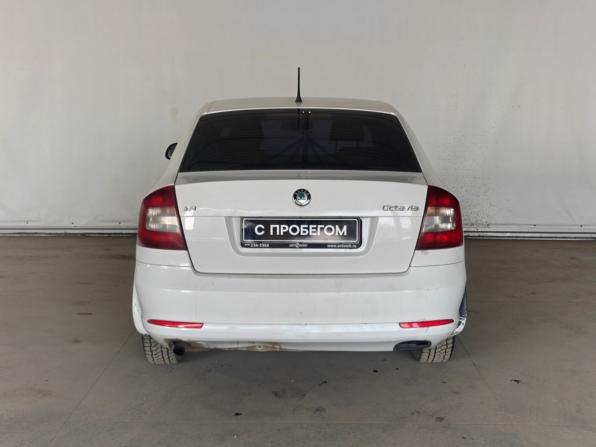 Skoda Octavia II (A5) Рестайлинг с пробегом 2013 года, цена 370 000 рублей, 541200 км, лифтбек, Автокод Объявления