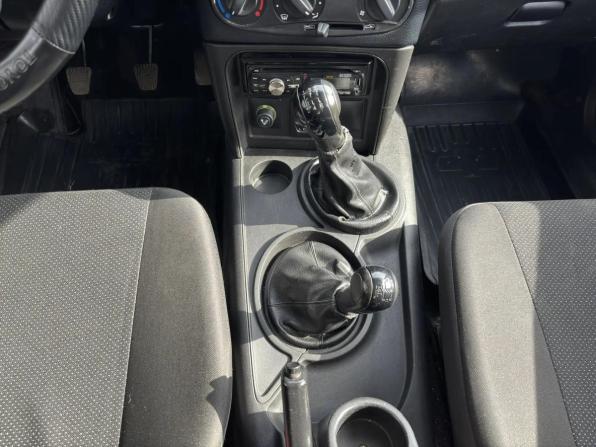 Chevrolet Niva I Рестайлинг с пробегом 2013 года, цена 450 000 рублей, 240000 км, внедорожник, Автокод Объявления