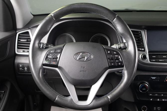Hyundai Tucson III с пробегом 2018 года, цена 2 159 000 рублей, 116946 км, внедорожник, Автокод Объявления