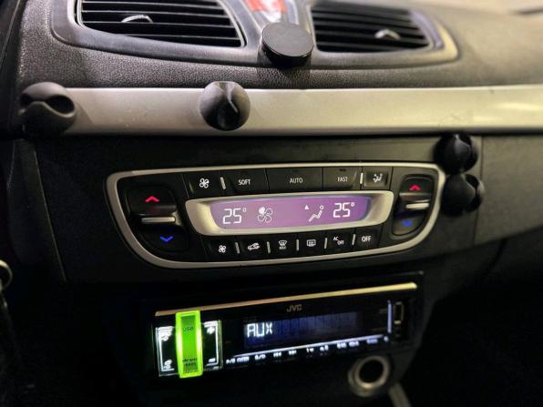 Renault Fluence I с пробегом 2010 года, цена 415 000 рублей, 197125 км, седан, Автокод Объявления