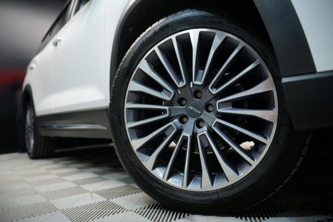 JETOUR X90+ с пробегом 2023 года, цена 2 340 000 рублей, 58000 км, внедорожник, Автокод Объявления