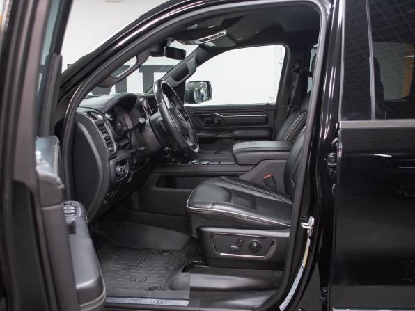 Ram 1500 V с пробегом 2022 года, цена 7 999 000 рублей, 42092 км, offers.body_type.unknown, Автокод Объявления