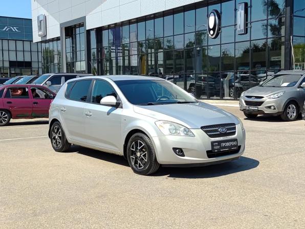 Kia Ceed I с пробегом 2009 года, цена 570 000 рублей, 240000 км, хэтчбек, Автокод Объявления