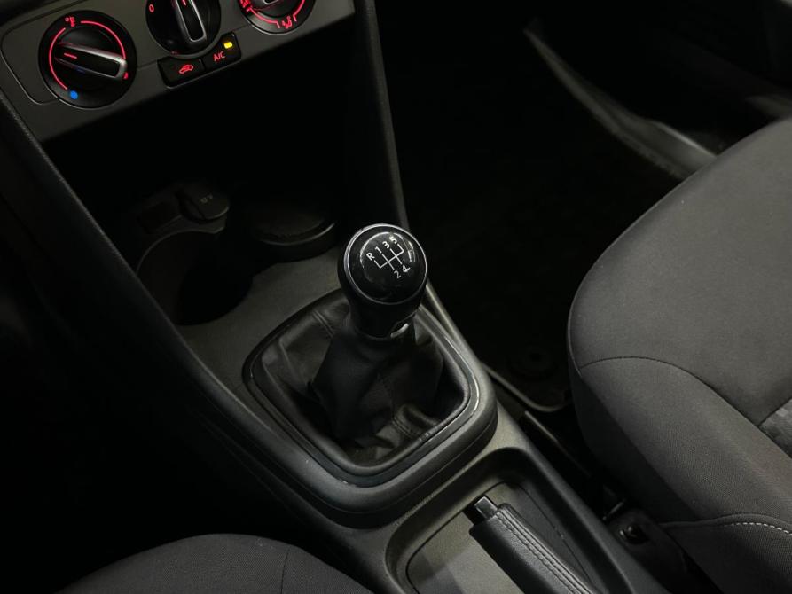 Volkswagen Polo V Рестайлинг Санкт-Петербург  - изображение 16