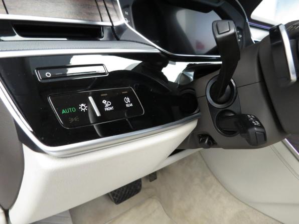 Audi A8 IV (D5) Рестайлинг с пробегом 2022 года, цена 11 990 000 рублей, 18187 км, седан, Автокод Объявления
