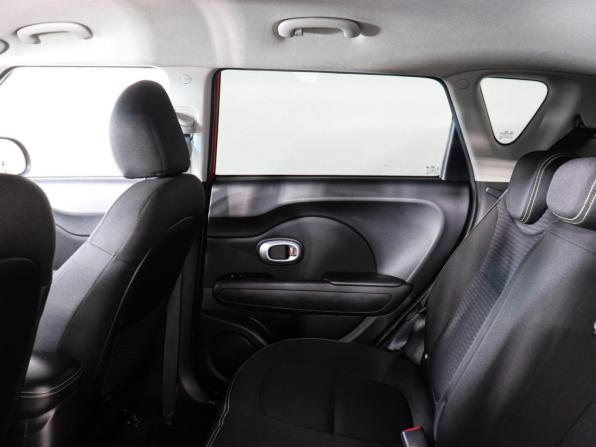 Kia Soul II с пробегом 2015 года, цена 1 089 000 рублей, 236903 км, хэтчбек, Автокод Объявления