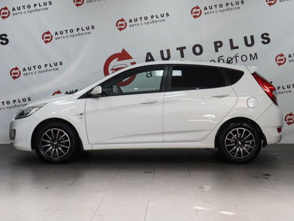 Hyundai Solaris I с пробегом 2014 года, цена 795 000 рублей, 189900 км, хэтчбек, Автокод Объявления