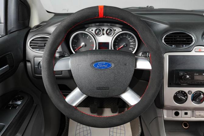 Ford Focus II Рестайлинг с пробегом 2011 года, цена 509 000 рублей, 388263 км, седан, Автокод Объявления