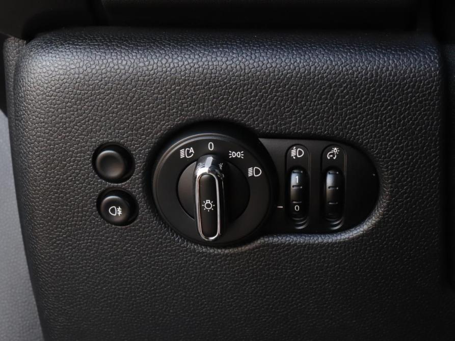 Mini Hatch III (F55/F56) Рестайлинг Москва  - изображение 21