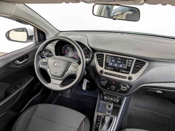 Hyundai Solaris II Рестайлинг с пробегом 2022 года, цена 1 665 000 рублей, 72478 км, седан, Автокод Объявления
