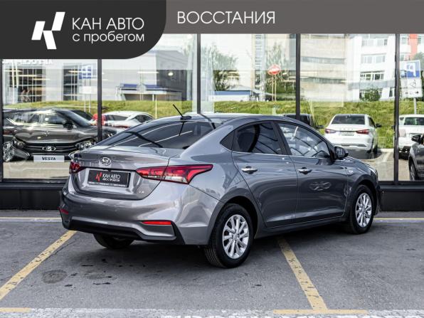 Hyundai Solaris II с пробегом 2018 года, цена 1 551 900 рублей, 55000 км, седан, Автокод Объявления