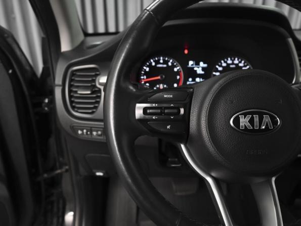 Kia Rio IV Рестайлинг с пробегом 2020 года, цена 1 473 070 рублей, 75323 км, седан, Автокод Объявления