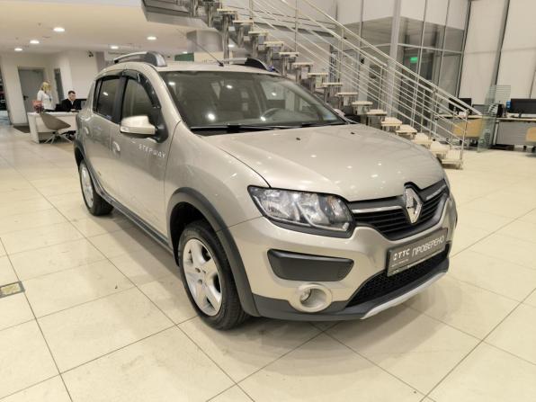Renault Sandero II Рестайлинг с пробегом 2018 года, цена 1 050 000 рублей, 66000 км, хэтчбек, Автокод Объявления