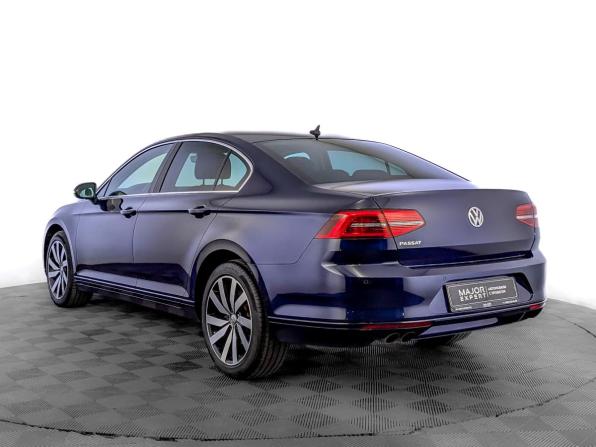 Volkswagen Passat B8 с пробегом 2019 года, цена 2 400 000 рублей, 128087 км, седан, Автокод Объявления