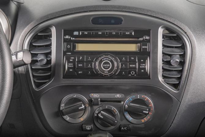 Nissan Juke I с пробегом 2012 года, цена 1 139 000 рублей, 180000 км, внедорожник, Автокод Объявления