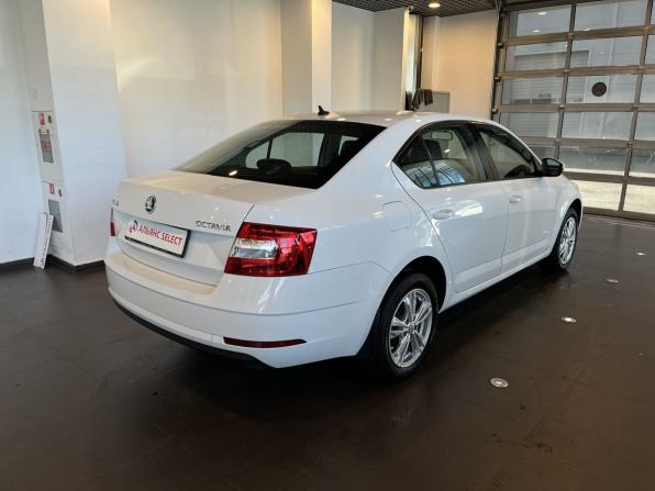 Skoda Octavia III (A7) Рестайлинг с пробегом 2018 года, цена 1 495 000 рублей, 160034 км, лифтбек, Автокод Объявления