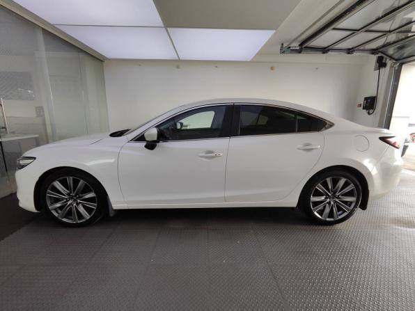 Mazda 6 III (GJ) Рестайлинг 2 с пробегом 2018 года, цена 2 090 000 рублей, 168875 км, седан, Автокод Объявления