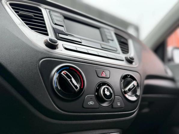Hyundai Solaris II с пробегом 2019 года, цена 1 315 000 рублей, 147000 км, седан, Автокод Объявления