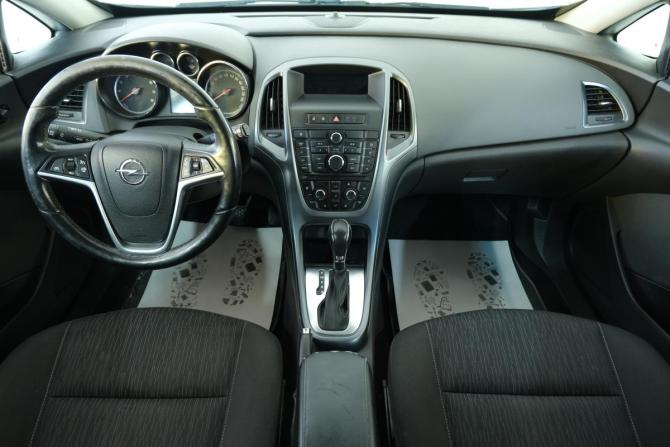 Opel Astra J Рестайлинг с пробегом 2012 года, цена 799 000 рублей, 123464 км, хэтчбек, Автокод Объявления