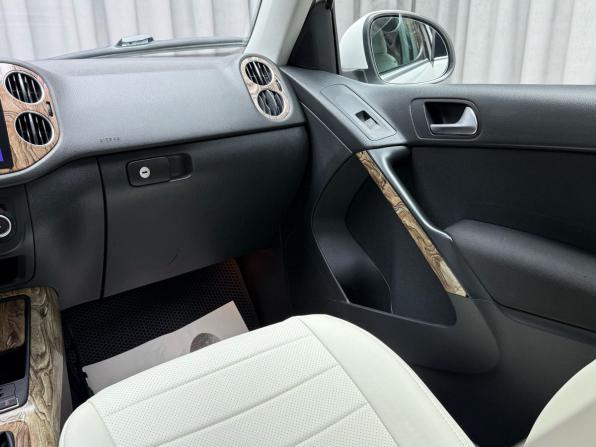 Volkswagen Tiguan I с пробегом 2010 года, цена 1 069 000 рублей, 254931 км, внедорожник, Автокод Объявления