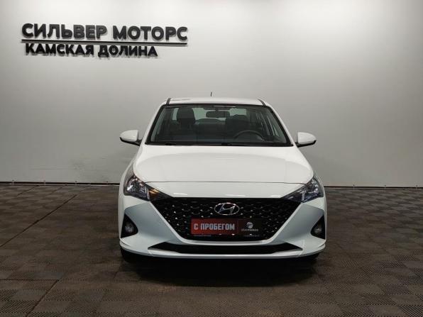 Hyundai Solaris II Рестайлинг с пробегом 2021 года, цена 1 399 000 рублей, 118525 км, седан, Автокод Объявления